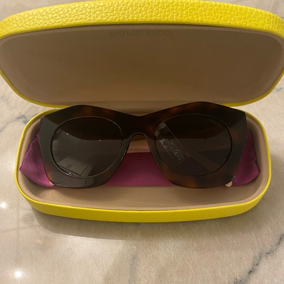Emilio Pucci Sunglasses, New - Picture 2 of 6